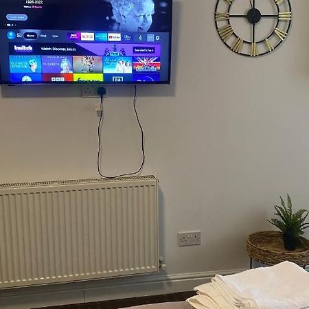 Bv Comfy Studio At Deighton 허더즈필드 외부 사진
