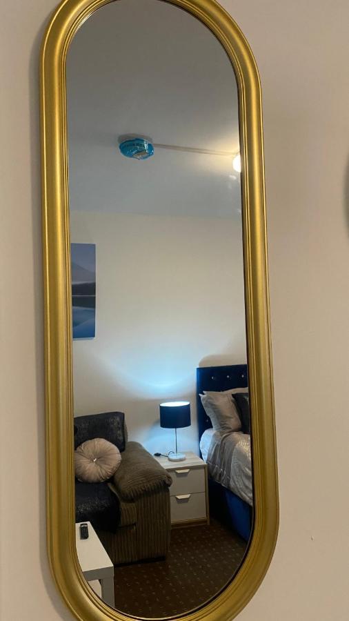 Bv Comfy Studio At Deighton 허더즈필드 외부 사진